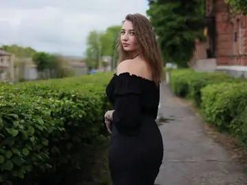 Imlive Live Porn of LioraOne