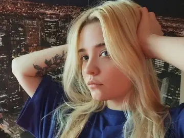 Livejasmin Sex Cam of MonnieMoniz