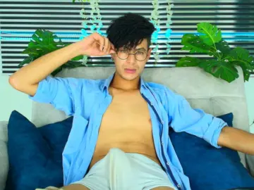 Livejasmin Free Live Porn of ThiagoSaenns