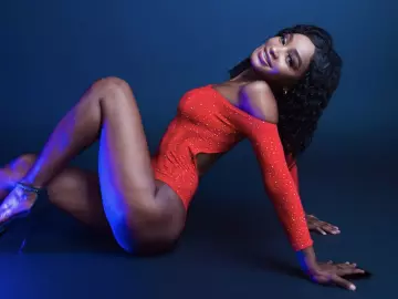 YadiraBoone from livejasmin