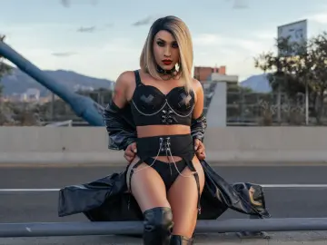 Livejasmin Adult Video Chat of LucianaZacharia