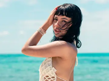 Livejasmin Free Porn Cam of ElizabethThaylor