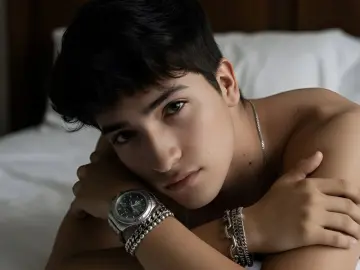 AlekAzaroov from livejasmin