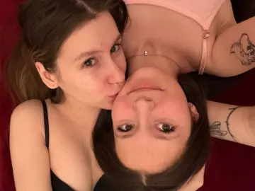 Livejasmin Sex Chat of ElviaAndDesirae