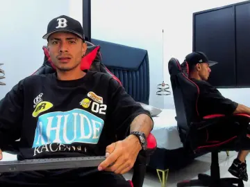 Livejasmin Nude Webcam of MatthewCullenn