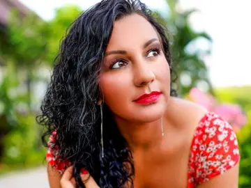 Livejasmin Nude Webcam of JulienneMorrison