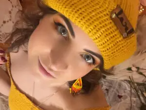 Myfreecams Free Live Porn of aliceisonfire