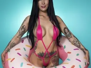 Myfreecams Nude Webcam of Chanell_tatto