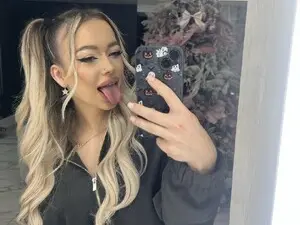 Myfreecams Watch Live Sex Cams of KylieJoyce