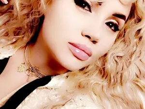 Myfreecams Watch Live Sex Cams of Blond3B