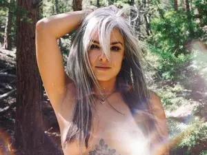 Myfreecams Free Live Porn of AprilJames