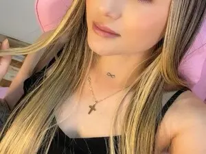 Myfreecams Live Sex Cam of Veronika_wins