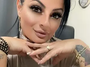 Myfreecams Best live sex cam show of Selena_Vixen