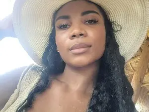 Myfreecams Best live sex cam show of Miss_Benz