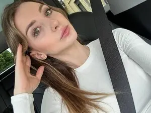 Myfreecams Live Sex of AlecsaFox