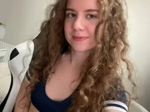 Myfreecams Sex Cam of BlueFlowerr