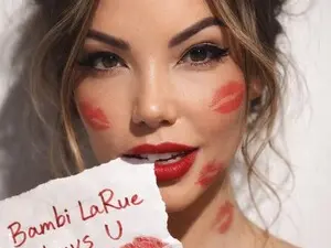 Myfreecams Sex Cam of BambiLarue