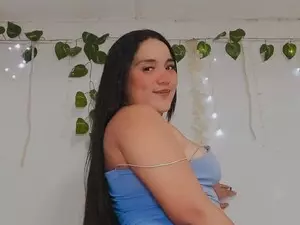 reina_xxx from myfreecams