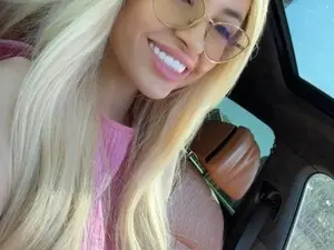 Myfreecams Nude Webcam of BaayBee__