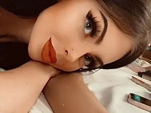 Myfreecams Live Porn of HurricaneKat_