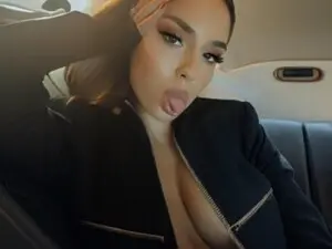 Myfreecams Sex Cam of Raisadollface