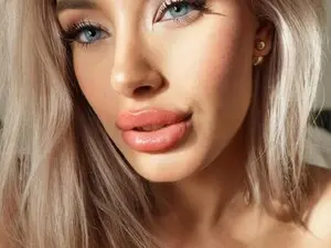 Myfreecams Live Sex of Anna_Brown