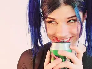 Myfreecams Adult Webcams of Agostinha_Red