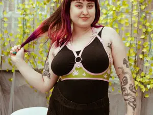 Myfreecams Sex Cam of mizz_fieldss