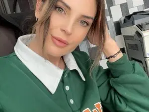 ChloeSins_ from myfreecams