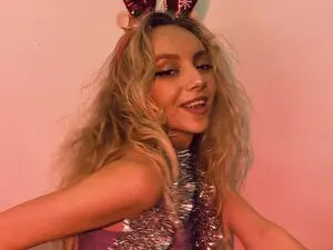 Myfreecams Adult Webcam of Emily_Sweetyy