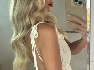 Myfreecams Free Live Porn of MaySophiaa