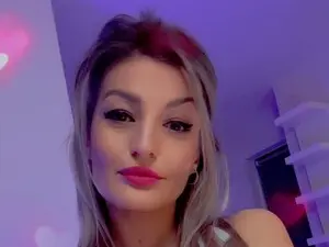 Myfreecams Live Porn of OXXXY