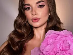 Myfreecams Private Sex Chat of Emily_sins