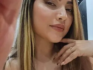 miss_iza from myfreecams