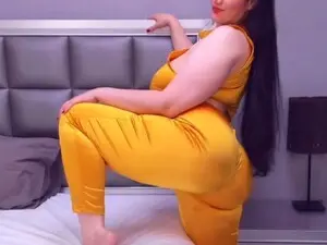 Myfreecams Sex Chat of HellennSweet1