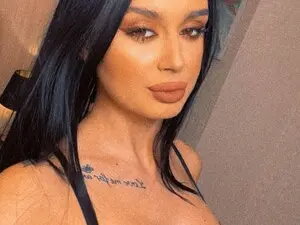 Myfreecams Live Porn of KendraMon