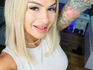 Myfreecams Adult Video Chat of TiffanyMaze