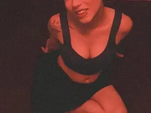 Myfreecams Live Sex of Laura_hills18