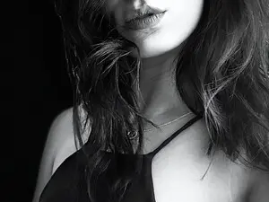 Myfreecams Watch Live Sex Cams of Yara_77