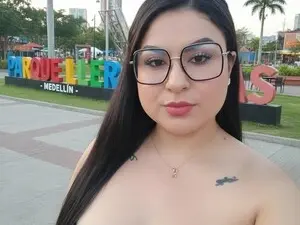 Myfreecams Private Sex Chat of Emma_naughty