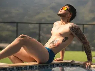 Streamate Free Porn Cam of Ronny_Coltonn