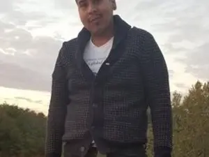Streamate Adult Webcam of EstebanCrack