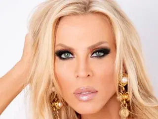 Streamate Adult Webcam of AmberLynnXXX