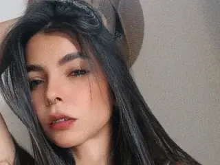 LIZGENSY from streamate