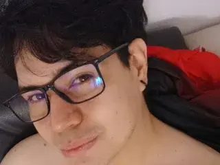 Streamate Live Sex of VelouTk23