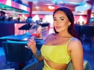 Streamate Private Sex Chat of WILD_ENHANCED_MILF_UK