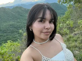 Streamate Free Porn Cam of Lillykinky