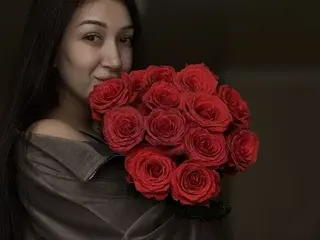 Lilya_Fox from streamate