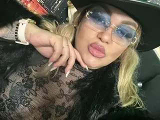 Streamate Nude Webcam of QuinnT