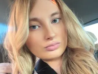 BritishBeckyXX from streamate